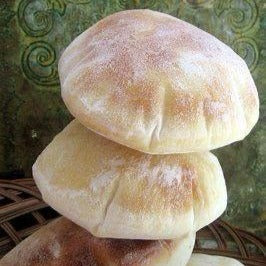 Fatta Dry White Egyptian Bread - عيش بلدي ابيض ناشف 